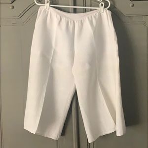 White Linen Capri Pants